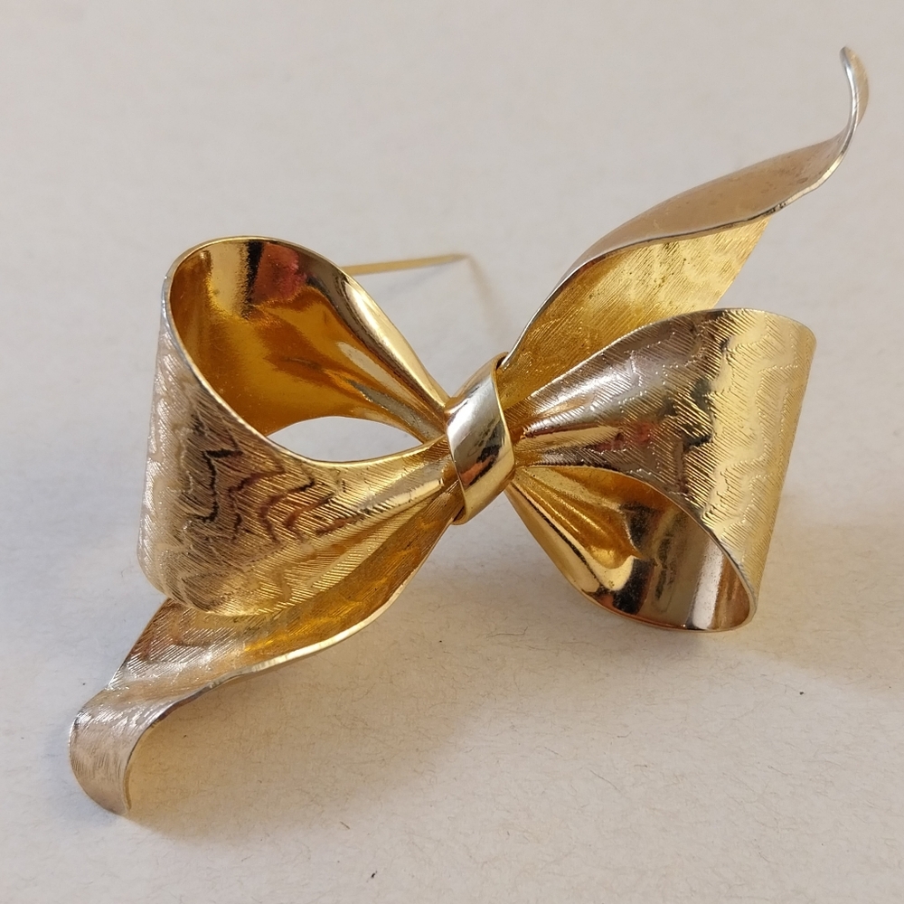 Vintage Gold Planted  Bow Brooch - Picture 14 of 15